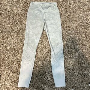 Alo leggings size medium